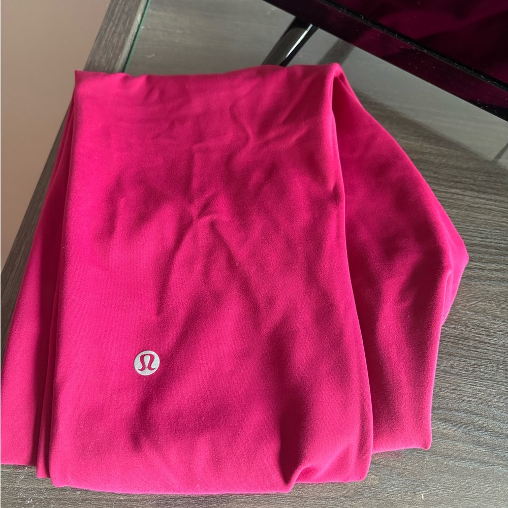 lululemon wunder train 25” high rise.